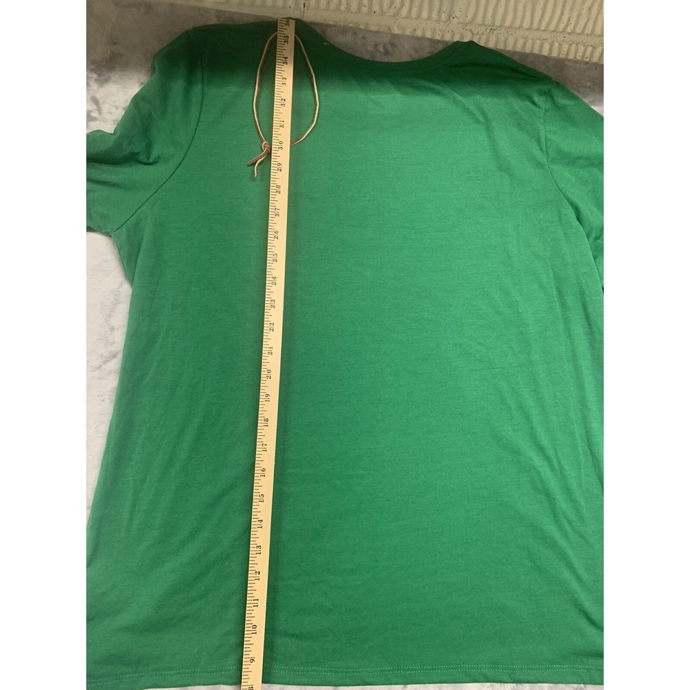 Celebrate St. Patrick's Day luck green shamrock T-shirt women's L - Picture 4 of 8